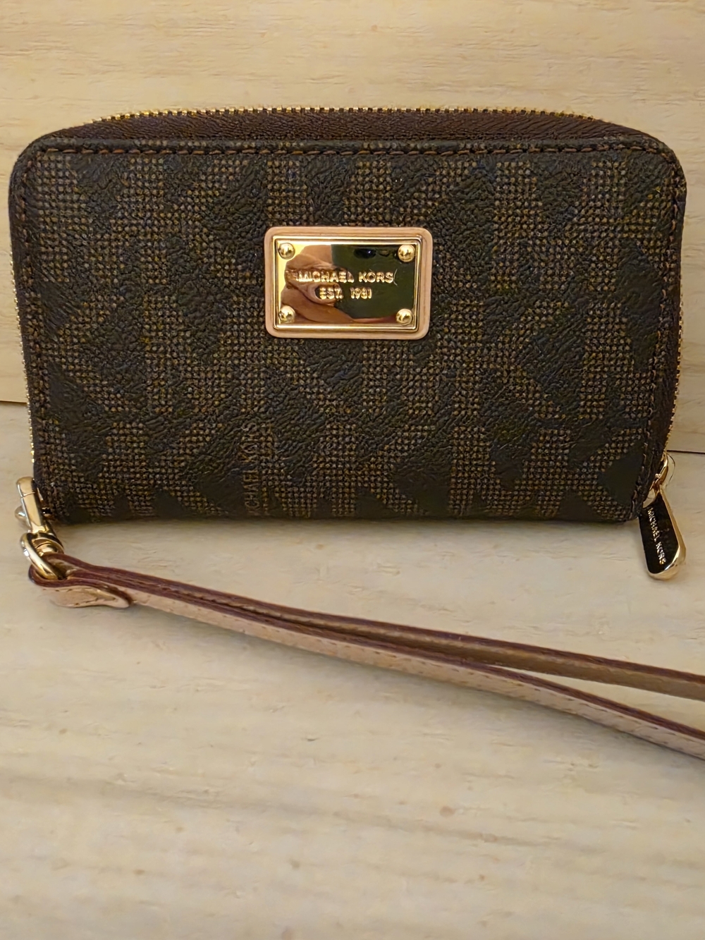 MICHAEL KORS Dark Brown Logo Zip Wristlet with Gold Interior